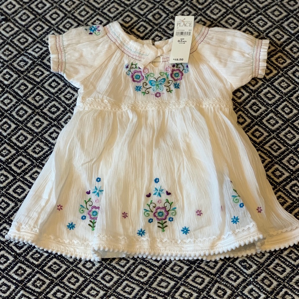 NWT Children’s Place embroidered dress 0-3 months